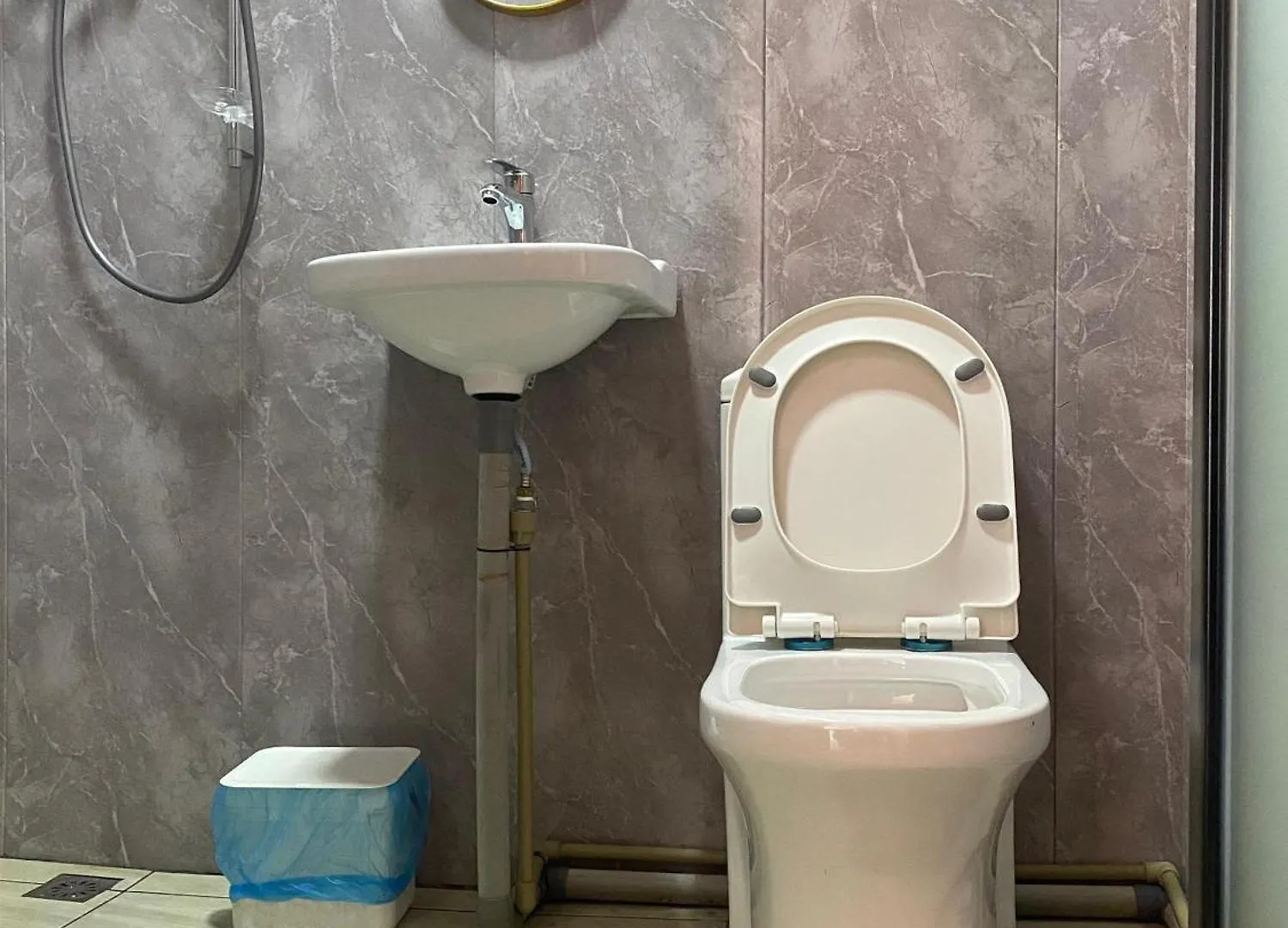 Gayang Friendly Water House Homestay Kota Kinabalu