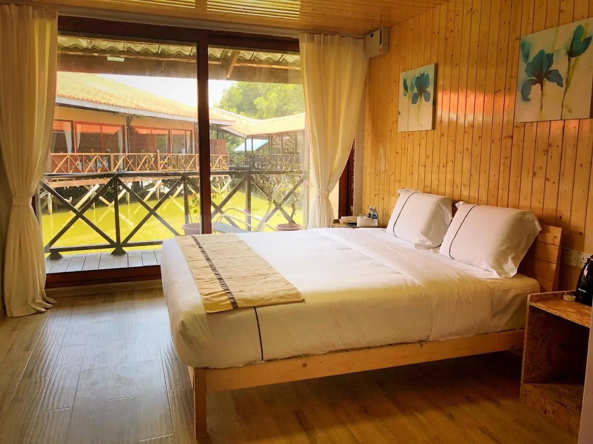 Gayang Friendly Water House Homestay Kota Kinabalu